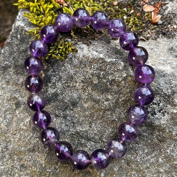 Amethyst Gemstone Bracelet Handmade - Picture 3 of 6